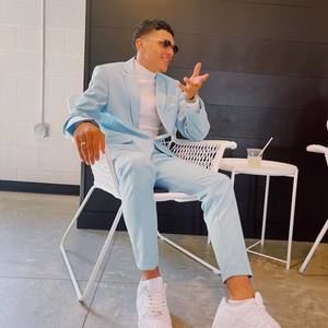 Meet your Posher, Jonathan